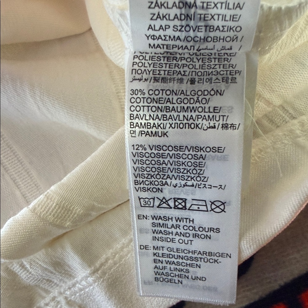 Left Point Shirt and Short Set - Picture 7 of 14